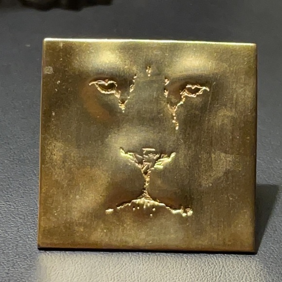 Jonette Jewelry JJ Lion Head Modernist Pin BROOCH Gold Tone GORGEOUS Piece 🦁 - Picture 11 of 16